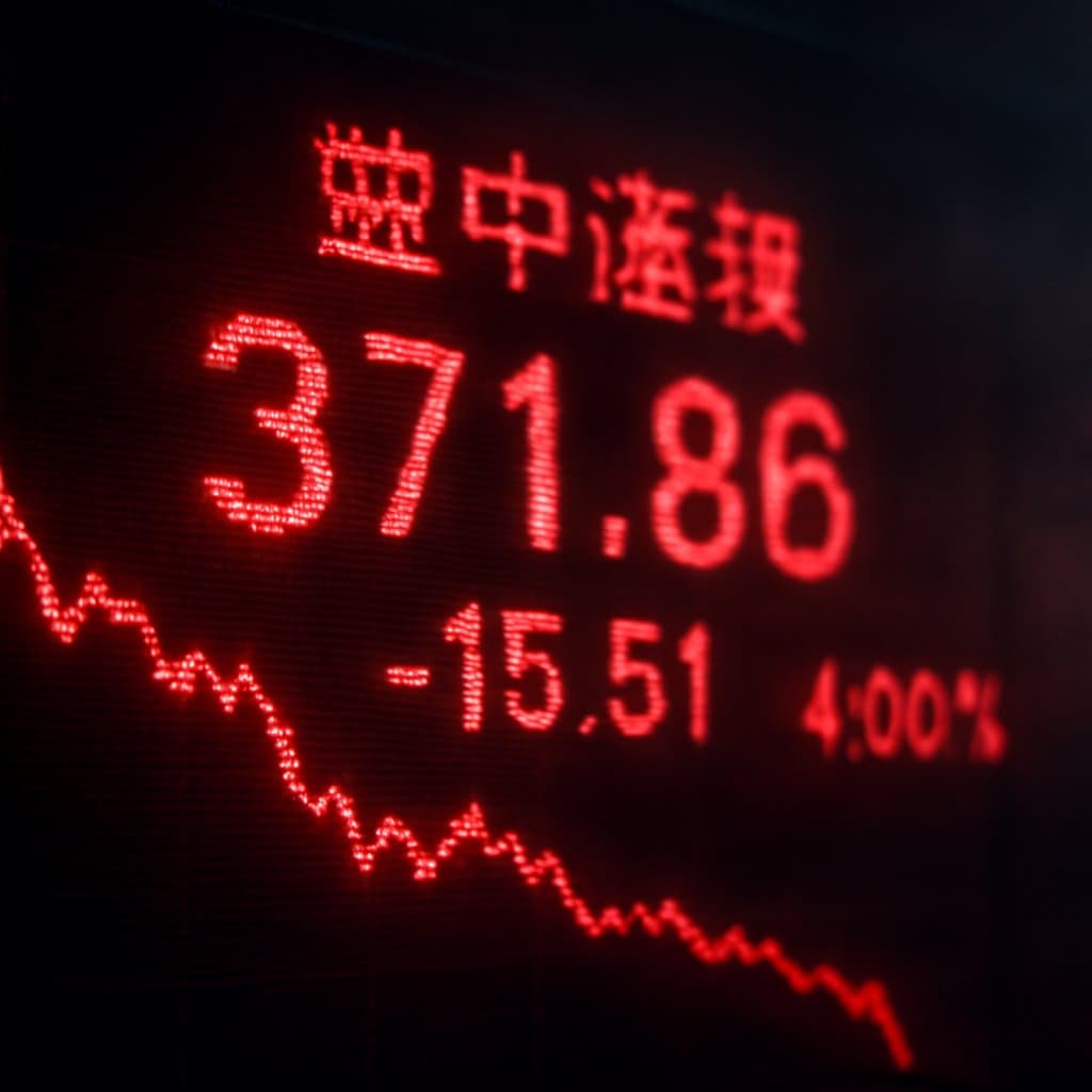 OTC Weighted Index Falls 15.51 Points to 371.86, Down 4%